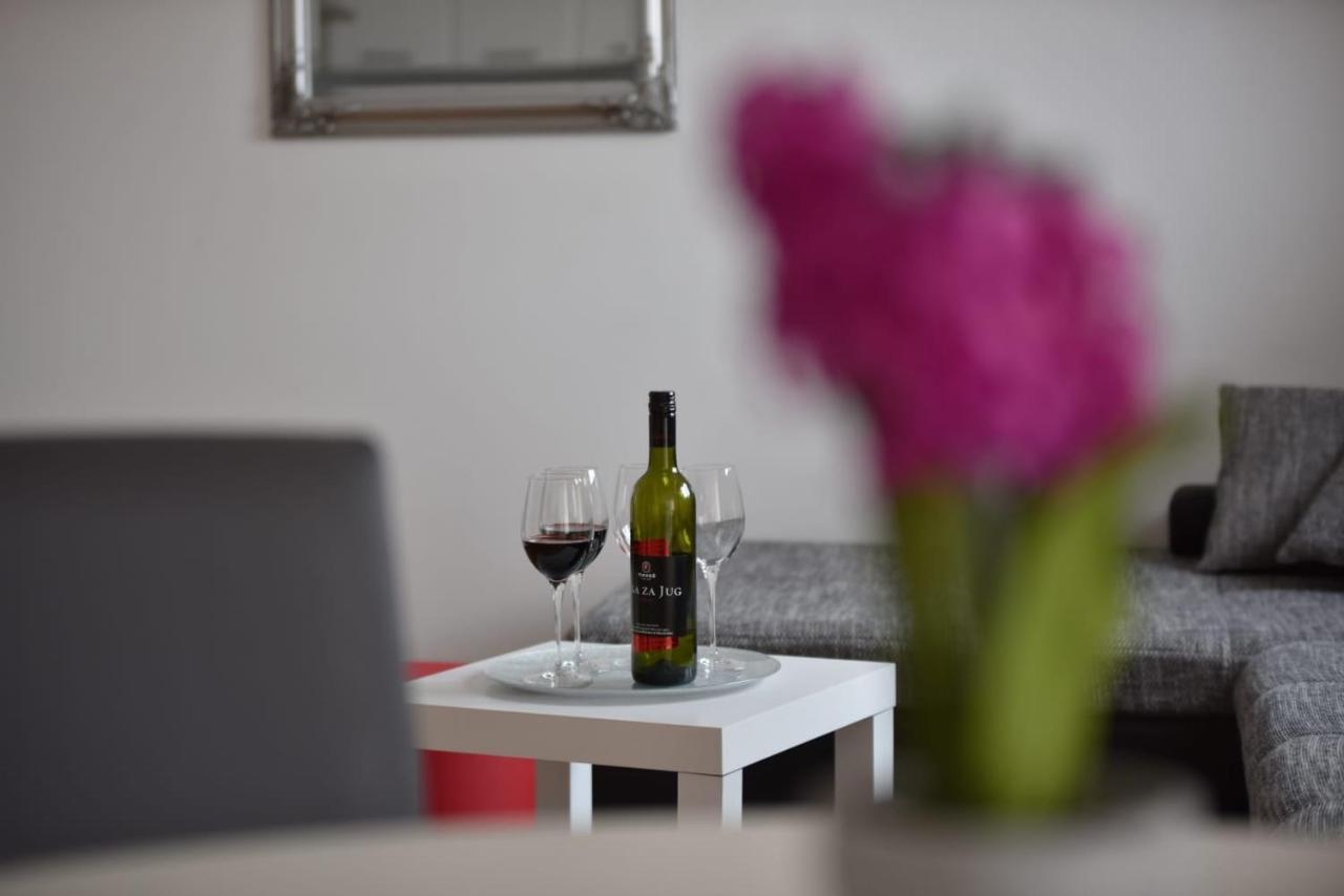 Apartment Anna A2+2 Макарська Екстер'єр фото