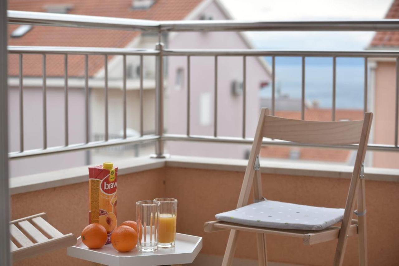 Apartment Anna A2+2 Макарська Екстер'єр фото