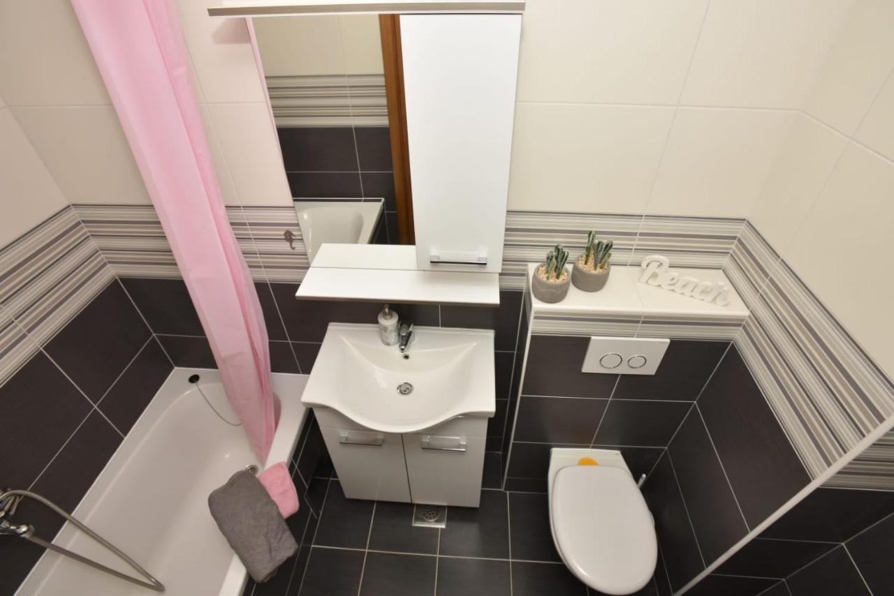 Apartment Anna A2+2 Макарська Екстер'єр фото