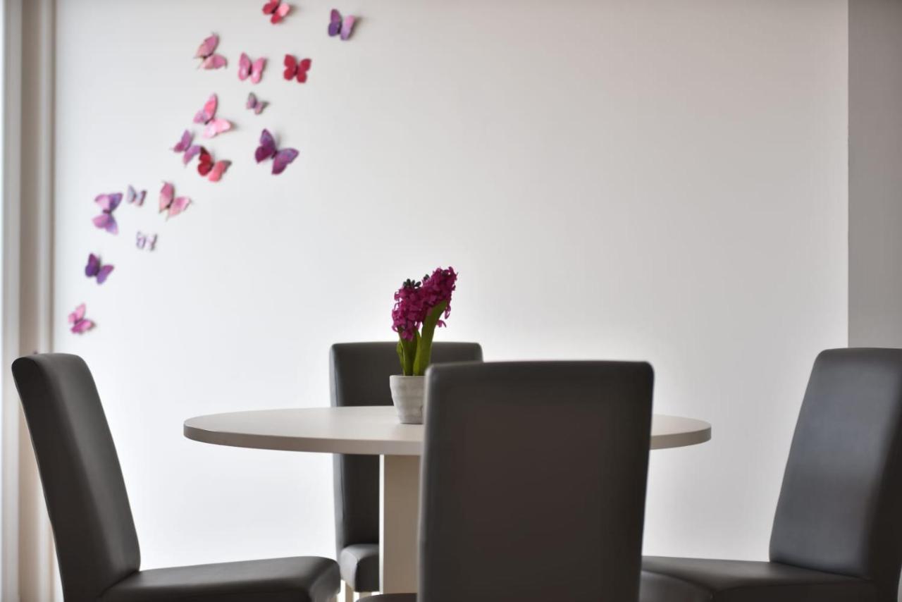 Apartment Anna A2+2 Макарська Екстер'єр фото